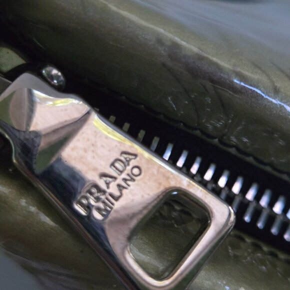 Prada Vintage Vernice Folders Brown Ombre Patent FLAWED Handbag Made In Italy - Picture 10 of 10